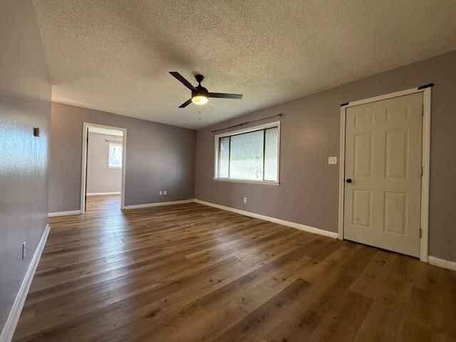 1120 N Fulbright Avenue, Springfield, MO 65802