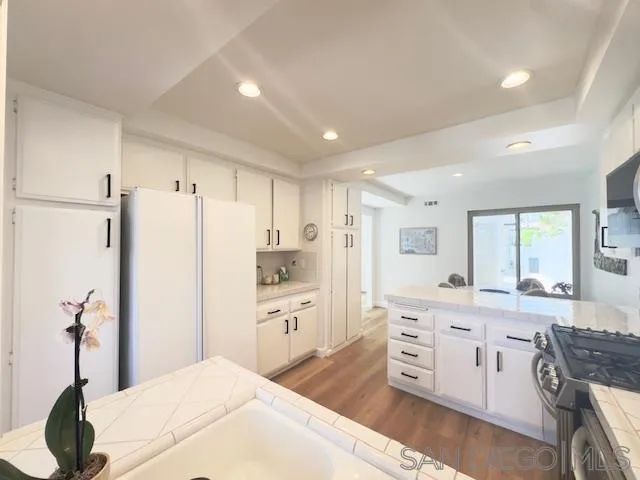 75 Catspaw, Coronado, CA 92118