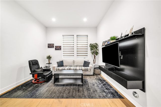 20431 W Windsor, Porter Ranch, CA 91326