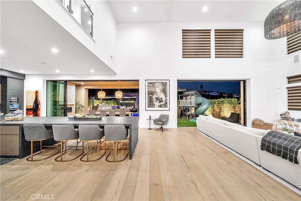 Image 45 of property listing at 20431 W Windsor, Porter Ranch, CA 91326