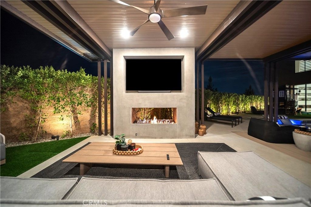 Image 51 of property listing at 20431 W Windsor, Porter Ranch, CA 91326