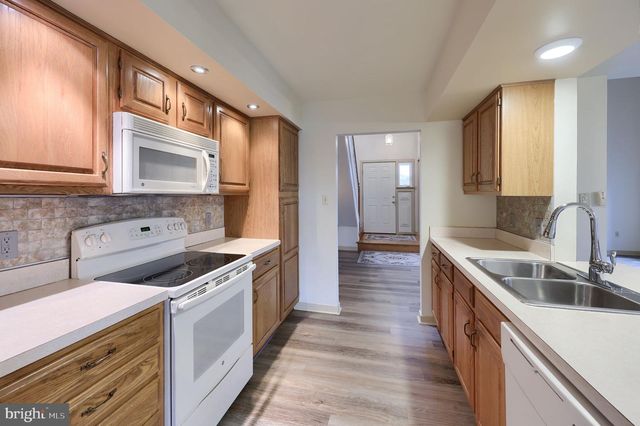 113 FLORENTINE DR, Willow Street, PA 17584