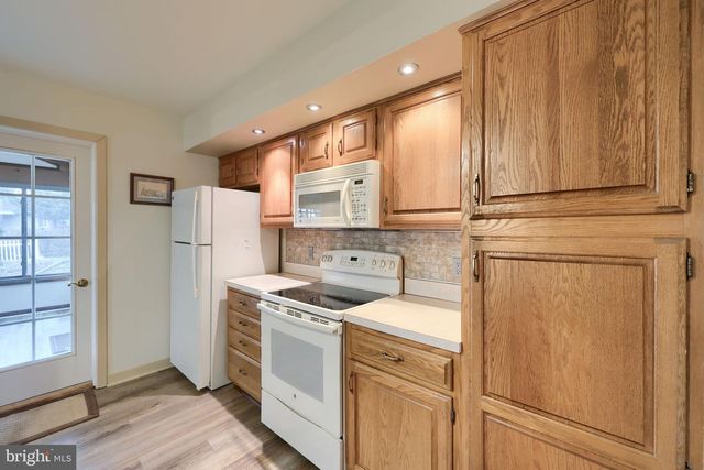 113 FLORENTINE DR, Willow Street, PA 17584