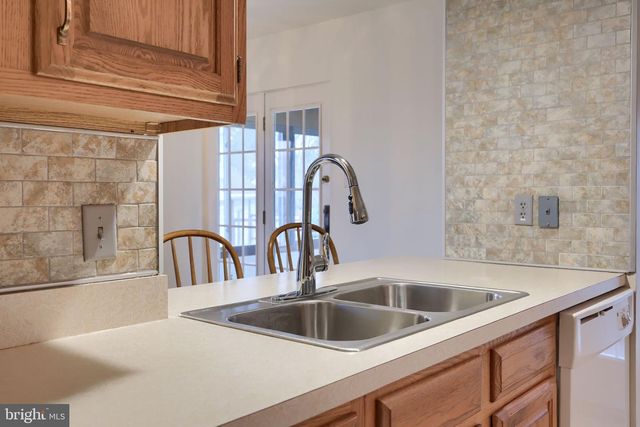 113 FLORENTINE DR, Willow Street, PA 17584