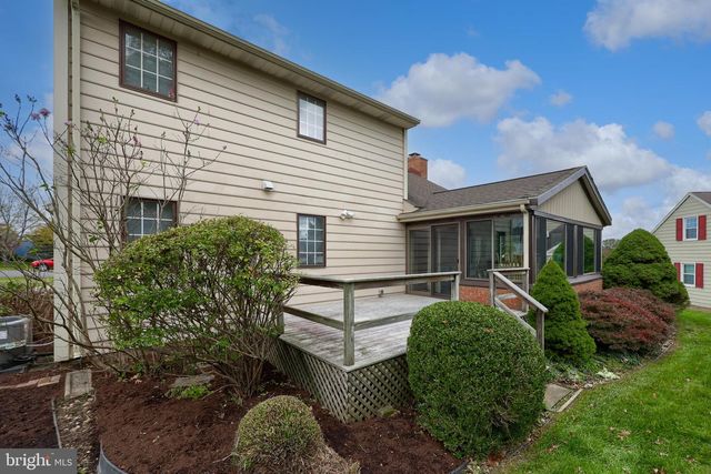 113 FLORENTINE DR, Willow Street, PA 17584