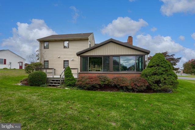 113 FLORENTINE DR, Willow Street, PA 17584