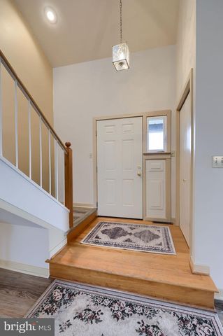 113 FLORENTINE DR, Willow Street, PA 17584