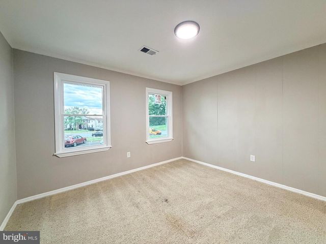 2823 CHABLIS CIR, Woodbridge, VA 22192