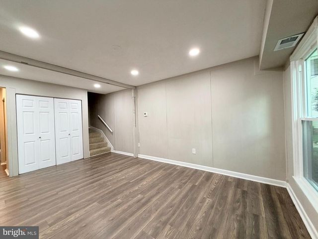 2823 CHABLIS CIR, Woodbridge, VA 22192