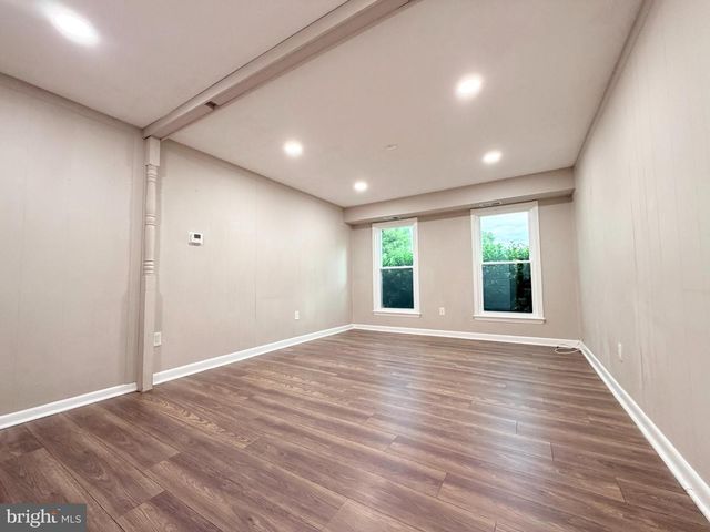 2823 CHABLIS CIR, Woodbridge, VA 22192