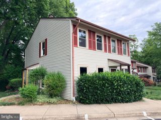 2823 CHABLIS CIR, Woodbridge, VA 22192