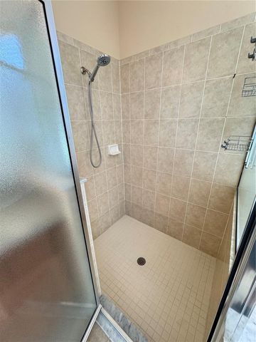 10756 BREAKING ROCKS DRIVE, Tampa, FL 33647