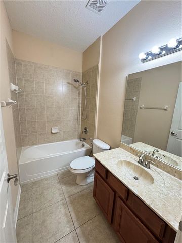 10756 BREAKING ROCKS DRIVE, Tampa, FL 33647