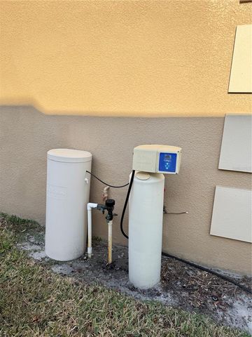 10756 BREAKING ROCKS DRIVE, Tampa, FL 33647