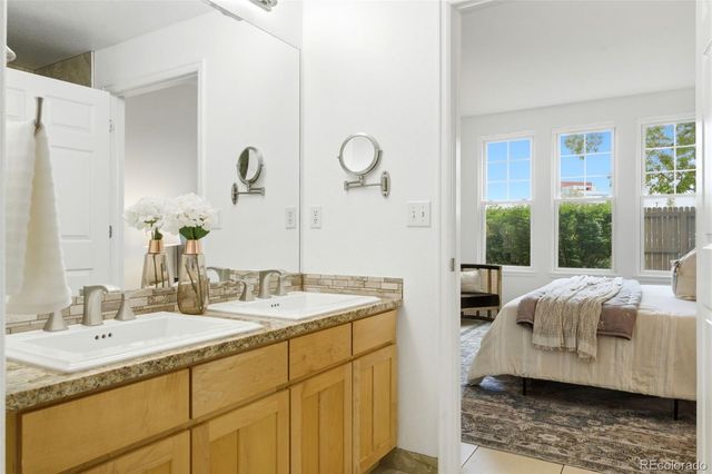 2153 S Fulton Circle 101, Aurora, CO 80247