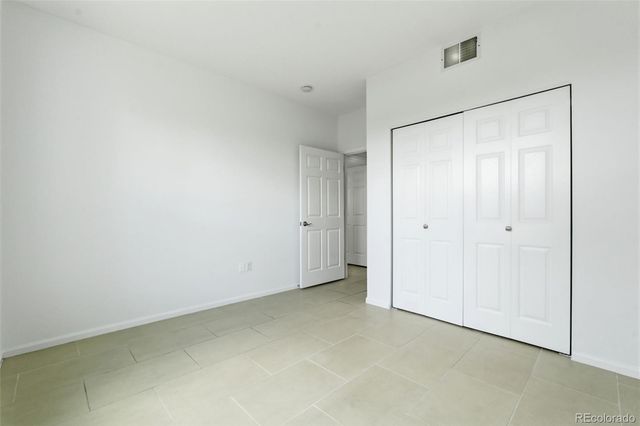 2153 S Fulton Circle 101, Aurora, CO 80247