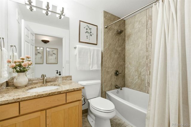 2153 S Fulton Circle 101, Aurora, CO 80247