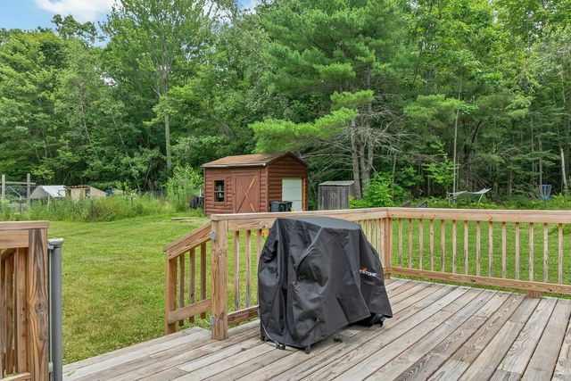 204 Evergreen Valley Road, Milton, NH 03851