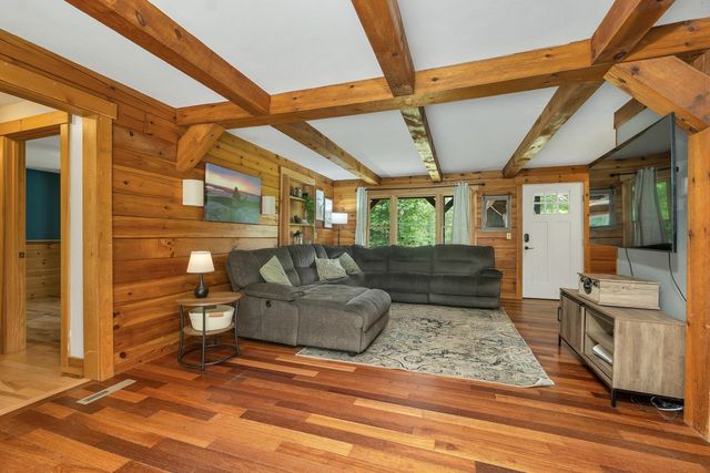 204 Evergreen Valley Road, Milton, NH 03851