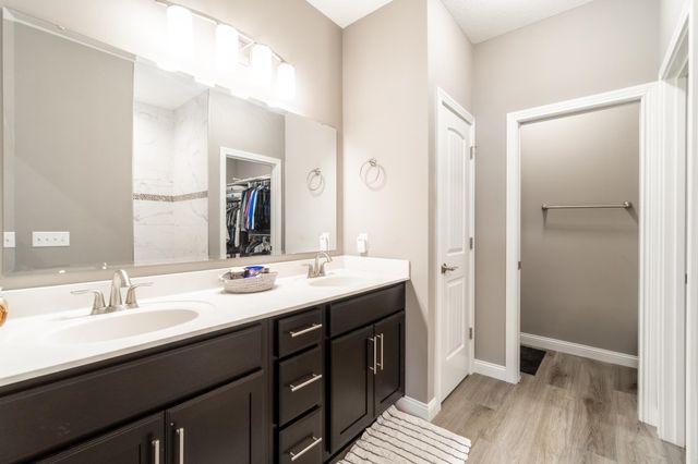 3411 Beowulf Run, Auburn, IN 46706