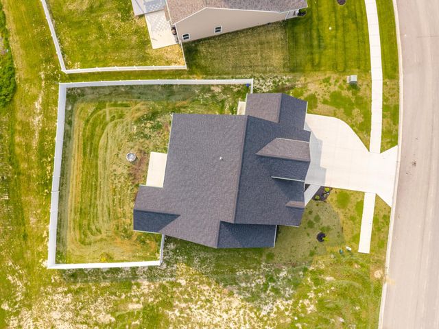 3411 Beowulf Run, Auburn, IN 46706