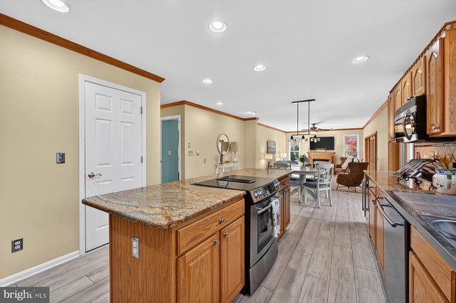3509 MARTHAS VINEYARD WAY, Edgewater, MD 21037