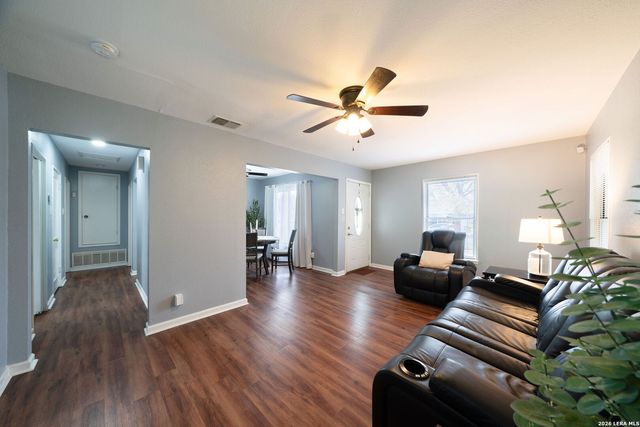 243 Langford Pl, San Antonio, TX 78221