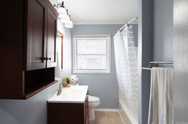 243 Langford Pl, San Antonio, TX 78221