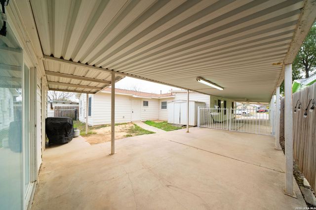 243 Langford Pl, San Antonio, TX 78221