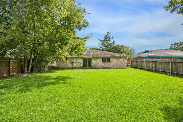 4915 Ridgewest Street, Houston, TX 77053