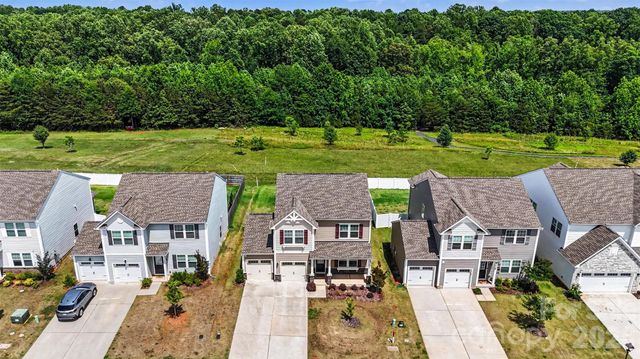 146 Fairfield Drive, Troutman, NC 28166