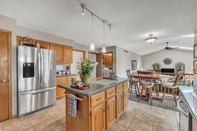 5406 20th Avenue Court, Moline, IL 61265