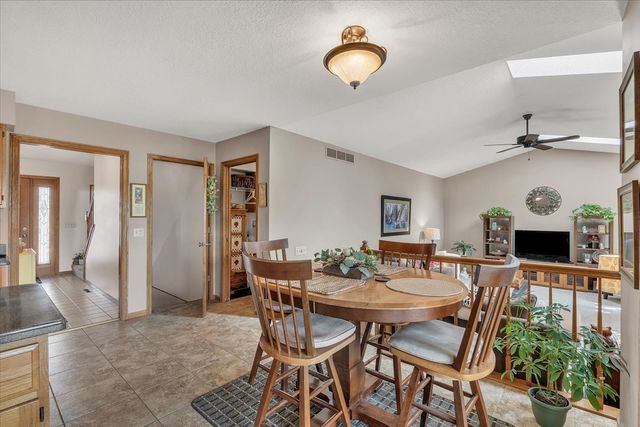 5406 20th Avenue Court, Moline, IL 61265