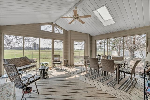 5406 20th Avenue Court, Moline, IL 61265