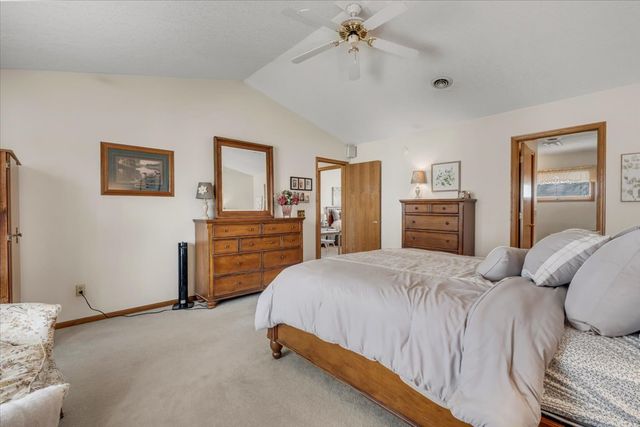 5406 20th Avenue Court, Moline, IL 61265