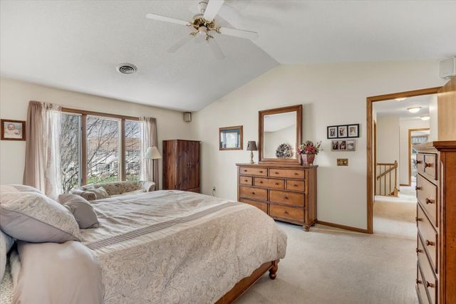 5406 20th Avenue Court, Moline, IL 61265