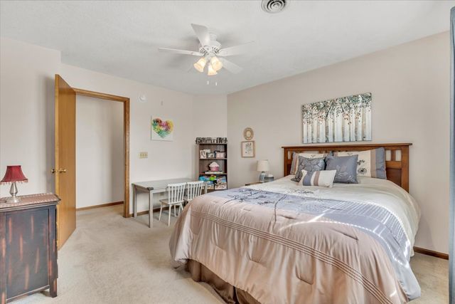 5406 20th Avenue Court, Moline, IL 61265