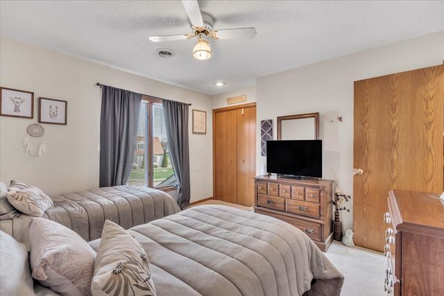 5406 20th Avenue Court, Moline, IL 61265