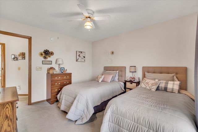 5406 20th Avenue Court, Moline, IL 61265