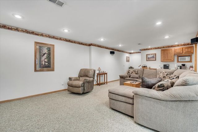 5406 20th Avenue Court, Moline, IL 61265