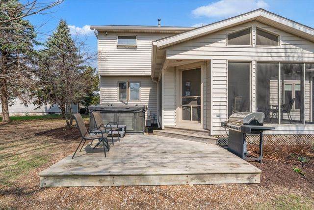 5406 20th Avenue Court, Moline, IL 61265