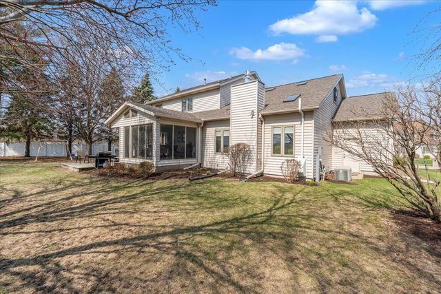 5406 20th Avenue Court, Moline, IL 61265