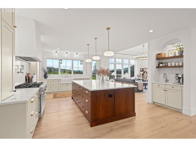 242 CORNERSTONE Ln, Woodland, WA 98674