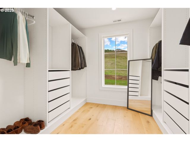 242 CORNERSTONE Ln, Woodland, WA 98674