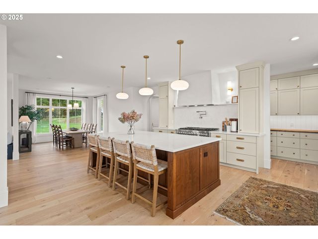 242 CORNERSTONE Ln, Woodland, WA 98674