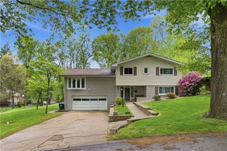4746 JEWEL DRIVE, Whitehall, PA 15236