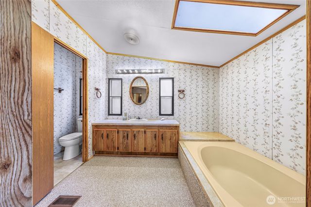 1710 N 33rd Place, Mount Vernon, WA 98273