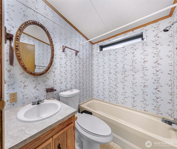 1710 N 33rd Place, Mount Vernon, WA 98273