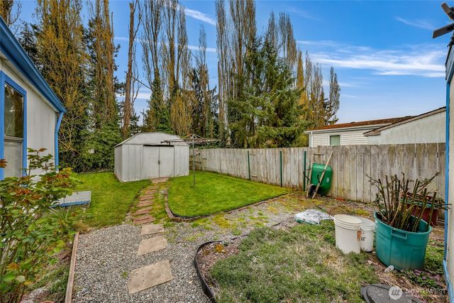1710 N 33rd Place, Mount Vernon, WA 98273