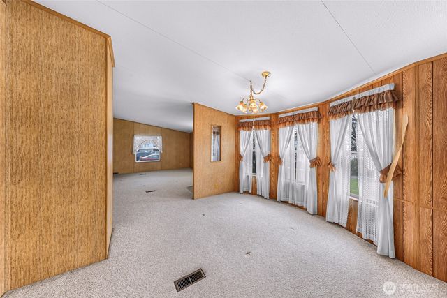 1710 N 33rd Place, Mount Vernon, WA 98273